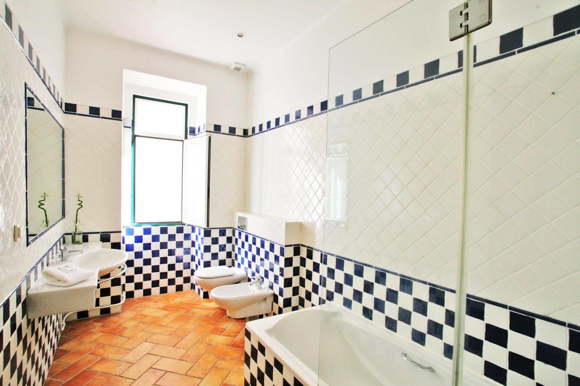 Green Heart Hostel ลิสบอน ภายนอก รูปภาพ